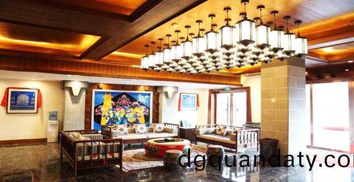 汶川(chuan)爾瑪陽(yang)光(guang)穀地酒店2